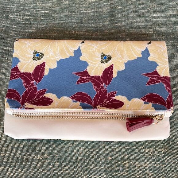 Rachel Pally Foldable Floral Clutch EUC - Picture 1 of 6